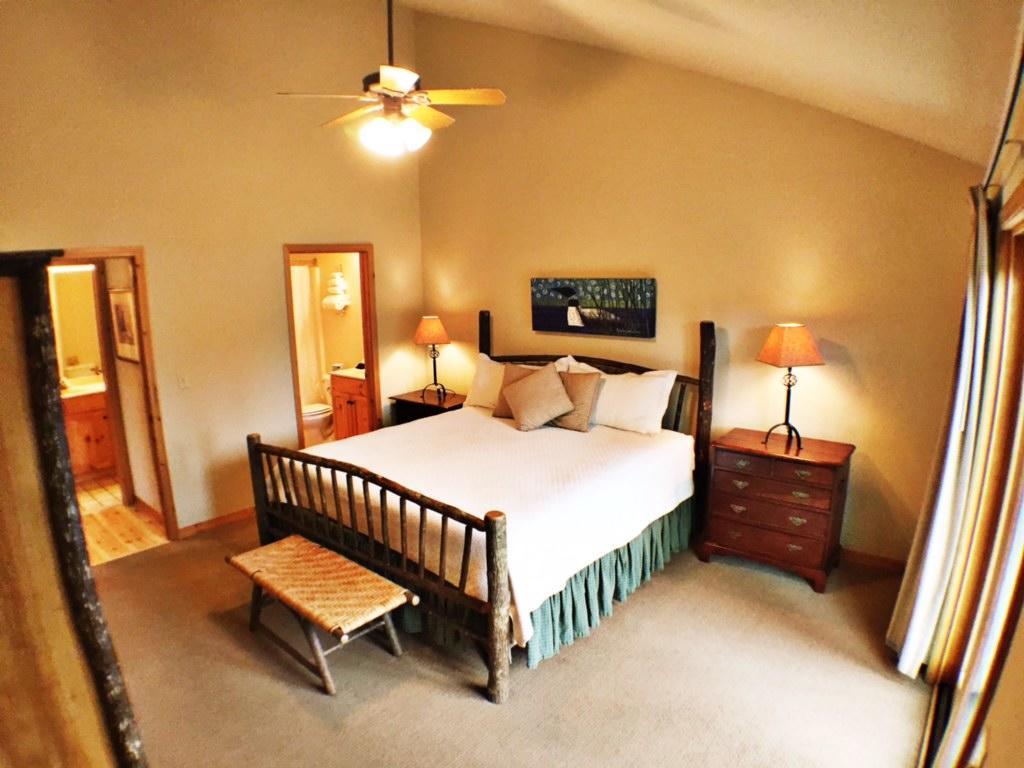 Mountain Lake Lodge Woods Bay Bagian luar foto